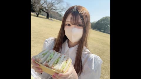 初摄影・露脸！！学生时期努力用功读书的漂亮可爱大小姐・・・E罩杯刚毛女大生深闺妹子居然有着美巨乳… FC2-PPV-3695183
