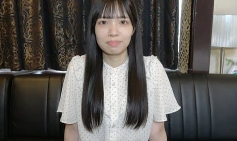 【购买者福利/有评论福利】修长的剃光美女正在拍照。灵敏度太好了，我的乳头都竖起来了。精子注射完成与原始中出 FC2-PPV-4783094