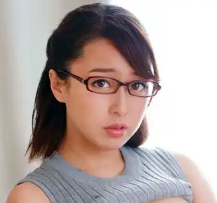 篠崎环奈